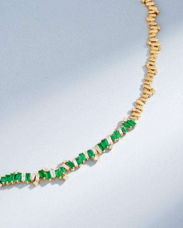 Bold Burst Green AD Necklace - Image 2
